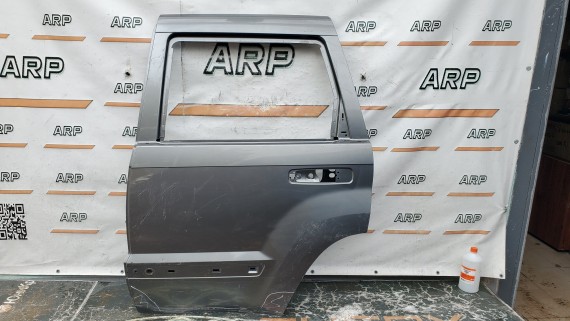 Дверь задняя левая Jeep Grand Cherokee WK1 2004-2010