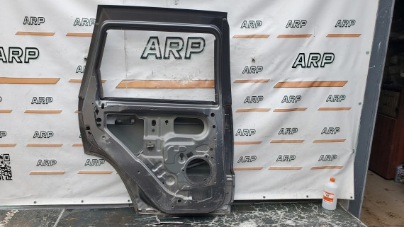 Дверь задняя левая Jeep Grand Cherokee WK1 2004-2010