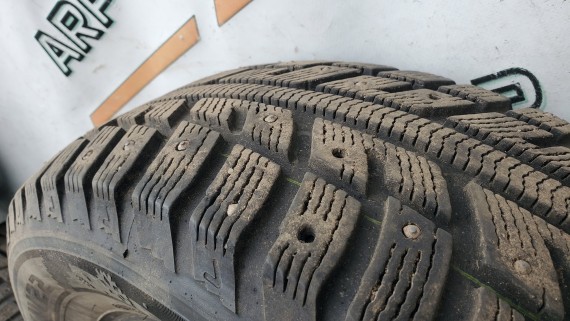 Резина зимняя KUMHO T*ZEN KW22 215 65 R16