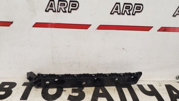 Кронштейн заднего бампера правый Chery Tiggo 7 Pro 2019–н.в.