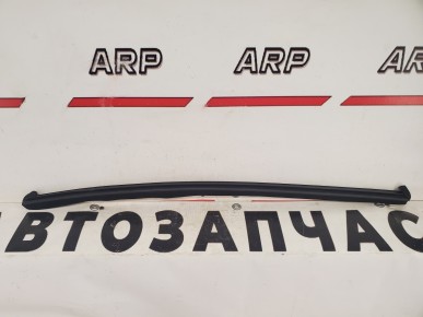 Накладка стекла переднего правого Ford Fiesta 2008-2019