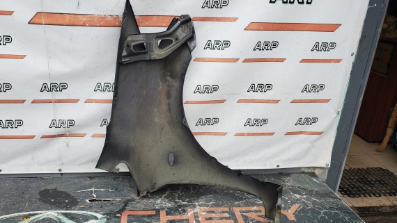 Крыло переднее левое Toyota Auris E15 2006-2010