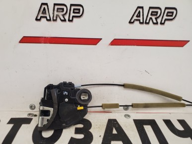 Замок задней правой двери Toyota Camry XV50 2011-2014