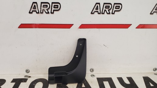 Брызговик передний правый Chevrolet Spark M300 2010-2015