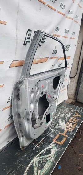 Дверь правая задняя Toyota Camry XV40 2006–2011