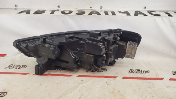 Фара передняя правая Haval F7 с 2019г LED