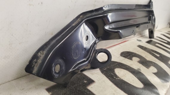 Кронштейн фары правый Skoda Karoq 1 2017-2024