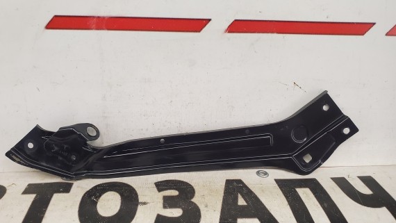 Кронштейн фары правый Skoda Karoq 1 2017-2024