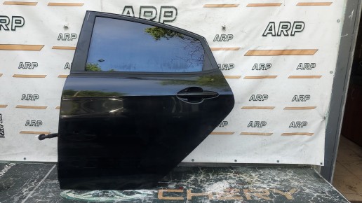 Дверь задняя левая Kia Rio 3 2011-2017