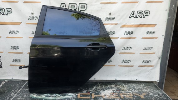 Дверь задняя левая Kia Rio 3 2011-2017