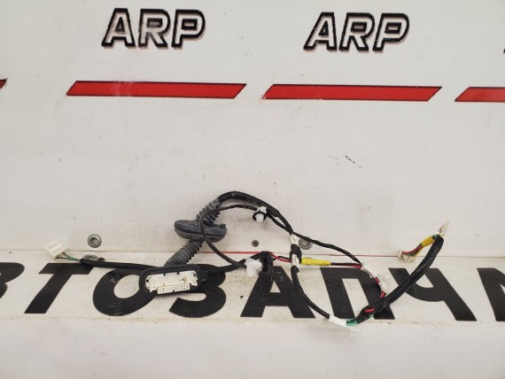 Проводка задней правой двери Toyota Camry XV50 2011-2014