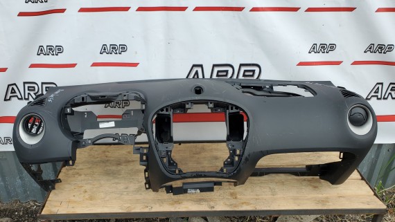 Торпедо Nissan Juke F15 2010-2019