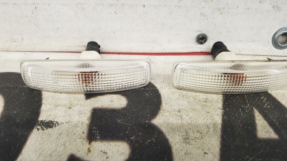 Поворотник в крыло Land Rover Range Rover Sport 1 2005-2013