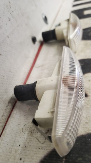 Поворотник в крыло Land Rover Range Rover Sport 1 2005-2013