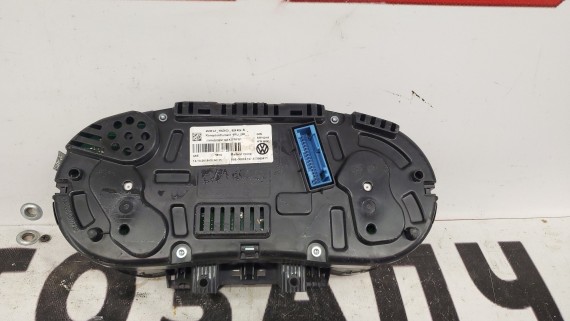 Панель приборов Volkswagen Polo 5 2015-2020