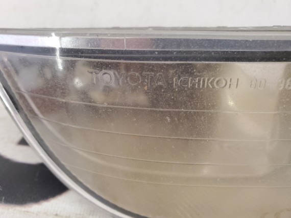 Фара противотуманная правая Toyota Land Cruiser Prado 120 2002-2009