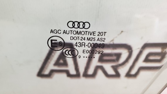 Стекло двери передней левой Audi Q5 2008-2022