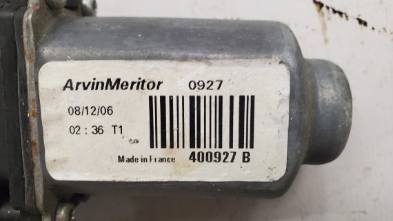 Cтеклоподъемник задний правый Nissan Note E11 2005-2013