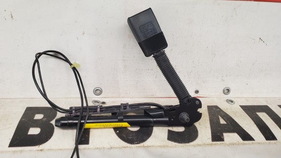 Замок ремня безопасности передний левый Land Rover Freelander 2 L359 2006-2014