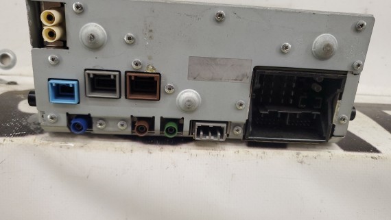 CD-проигрыватель Volvo V40 V60 S60 2006-2012