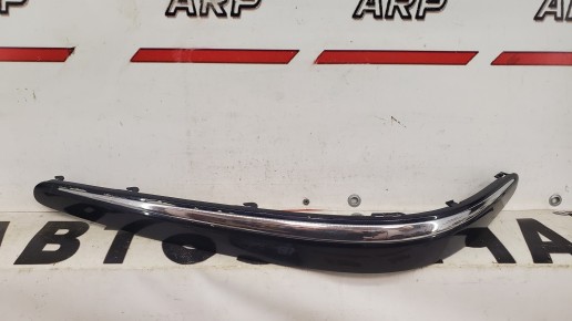 Накладка переднего бампера левая Mercedes E W211 2002-2009