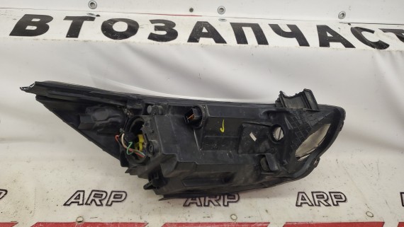 Фара левая Hyundai Solaris RB 2010-2014