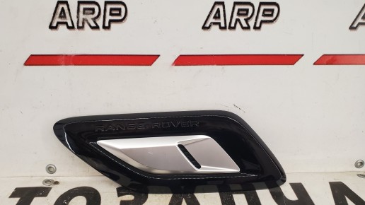 Решетка в капот левая Range Rover Sport 2013-2019