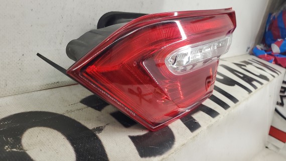 Фонарь задний правый LED Toyota Camry XV70 2018-н.в.