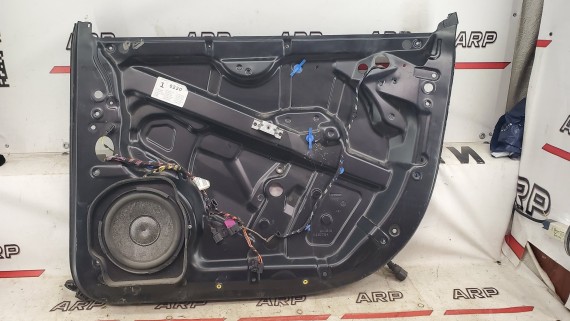 Панель двери передняя правая Volkswagen Touareg 1 7L 2006-2010 