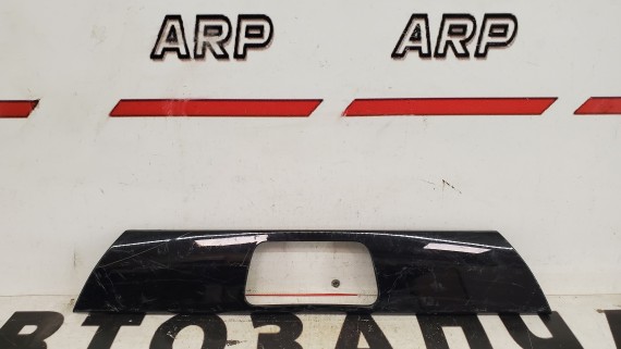 Рамка задней противотуманной фары Mitsubishi Pajero 4 2006-2020
