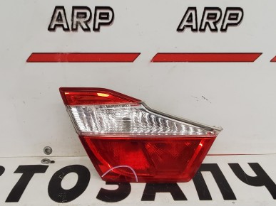 Фонарь внутренний левый Toyota Camry V50 2011-2015