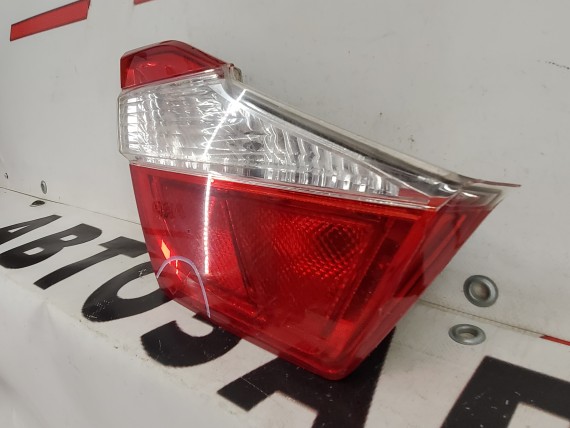 Фонарь внутренний левый Toyota Camry V50 2011-2015