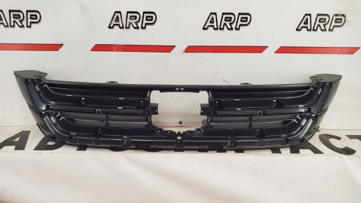 Решетка радиатора Honda CR-V 3 2009-2012