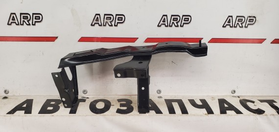 Усилитель бампера передний левый Great Wall Hover H3 2005–2010