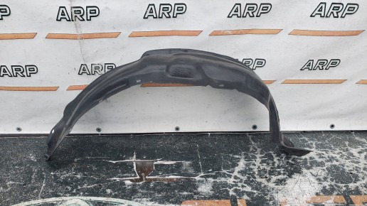 Подкрылок передний правый Toyota 4Runner Surf 2002-2009