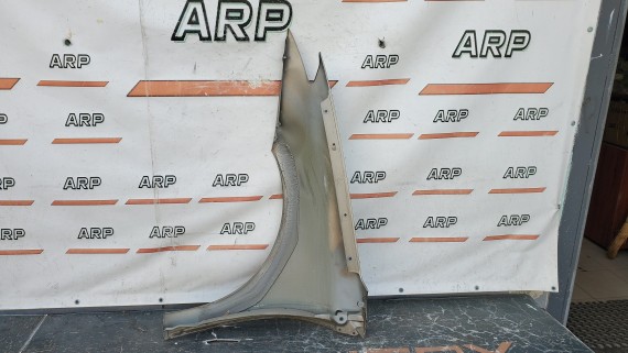 Крыло переднее правое Renault Laguna 3 2007-2015