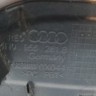 Крышка форсунки омывателя фар левая Audi A8 D4 2013-2018