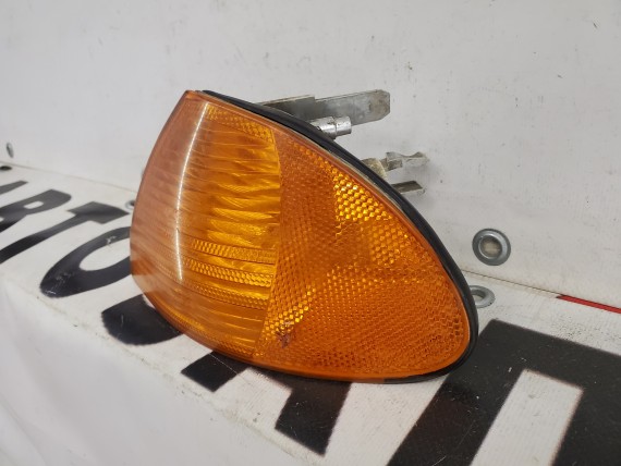 Указатель поворота правый BMW 3 E46 1998-2001