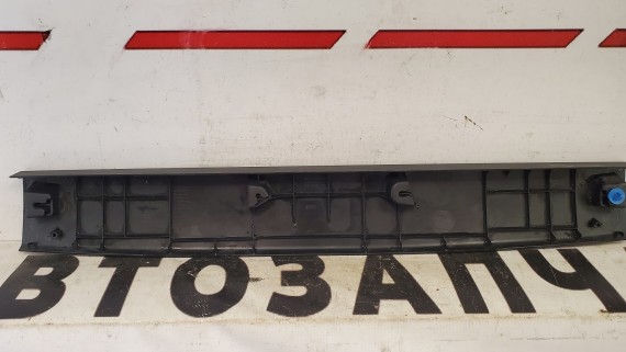 Обшивка двери багажника Nissan X-Trail T31 2007–2015