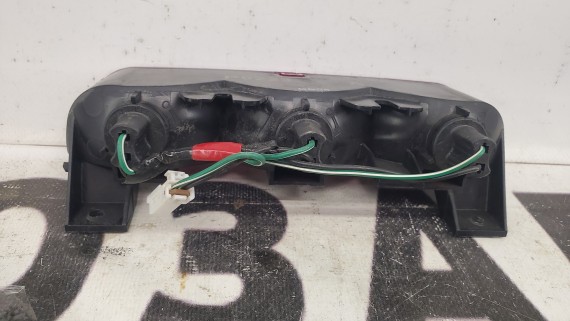 Стоп-сигнал Mitsubishi Pajero 3 1999-2006