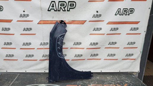 Крыло переднее правое Ford Focus 3 2011-2019