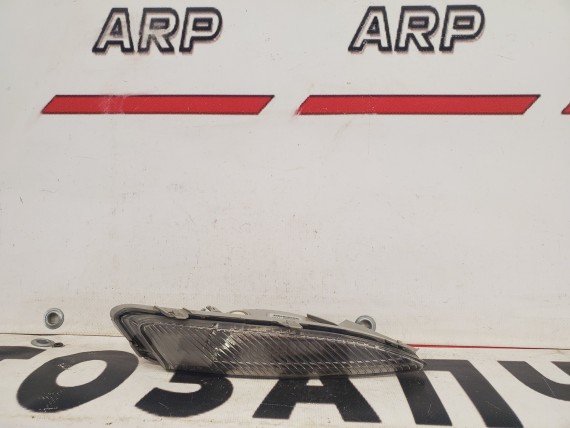 Повторитель поворота правый Opel Astra J 2009-2012