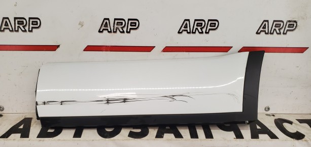 Накладка двери задняя левая Range Rover Evoque 2011-2018