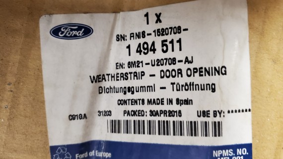 Уплотнитель двери передней Ford Galaxy S-MAX 2006-2015