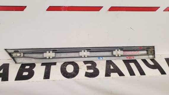 Молдинг задней левой двери Mercedes-Benz C-Class W203 2004-2008