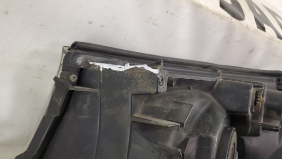 Фара правая Toyota Land Cruiser 200 2007-2012