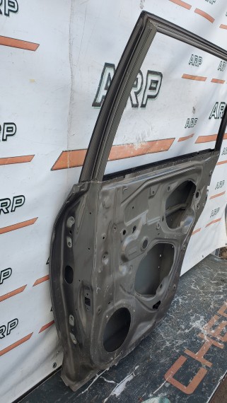 Дверь задняя правая Toyota Rav 4 30 2005-2013 Long