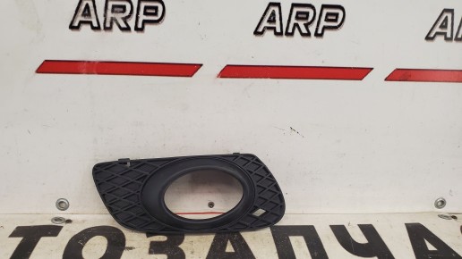 Накладка противотуманной фары Mercedes-Benz M-Class W164 2005–2011