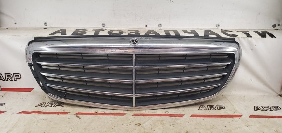 Решетка радиатора Mercedes-BENZ E-Class W213 2016-2020