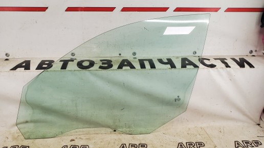 Стекло двери переднее правое BMW 5 E60 2003-2010